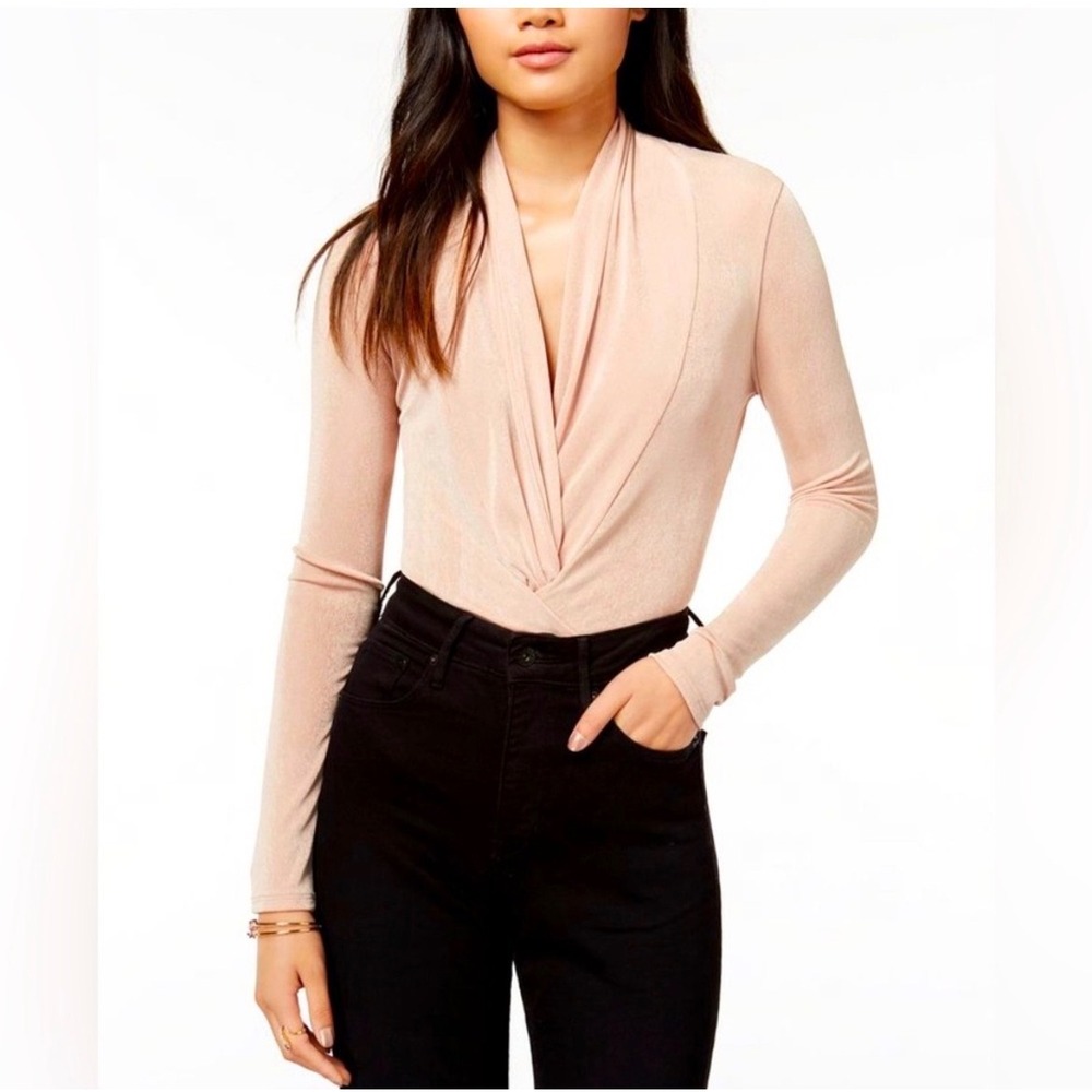 NWT ASTR The Label Champagne Shimmer V-Neck Bodysuit Size Medium